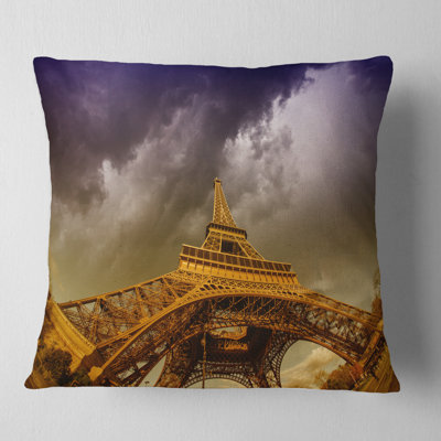 Photographie, Tour Eiffel et magnifique coussin lombaire