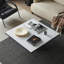 Table basse légère et luxueuse