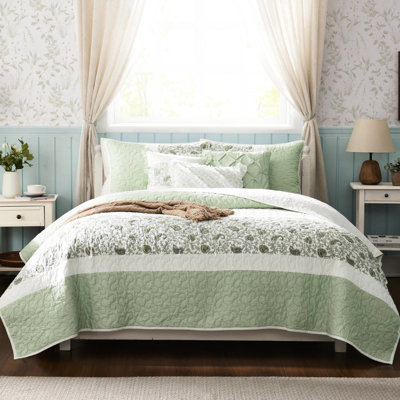 King/ King 6 Cotton Quilt With Sage Decorative Pillows Ruching - King,