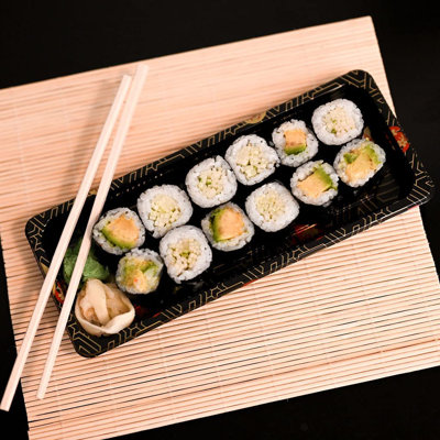 Assiette à hors-d'œuvre en plastique pour sushi