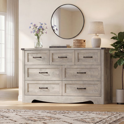 Commode à 7 tiroirs avec poignées en métal Rustic