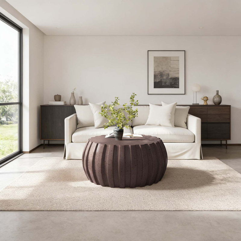 Table basse moderne, durable et polyvalente pour une utilisation intérieure et extérieure, Brun