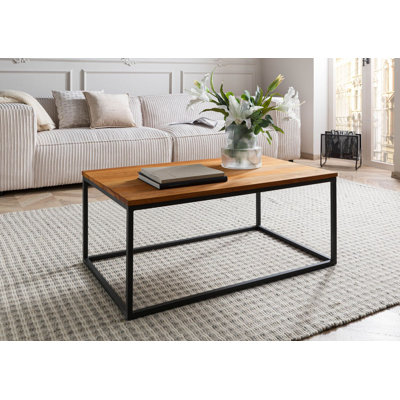 Couchtisch aus Massivholz