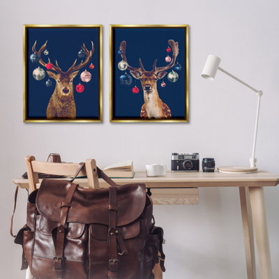 Ensemble de 2 toiles flottantes encadrées bleu marine Disco Deer par Victoria Barnes