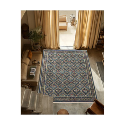 Tapis décoratif à motif floral foncé foncé à motif floral foncé