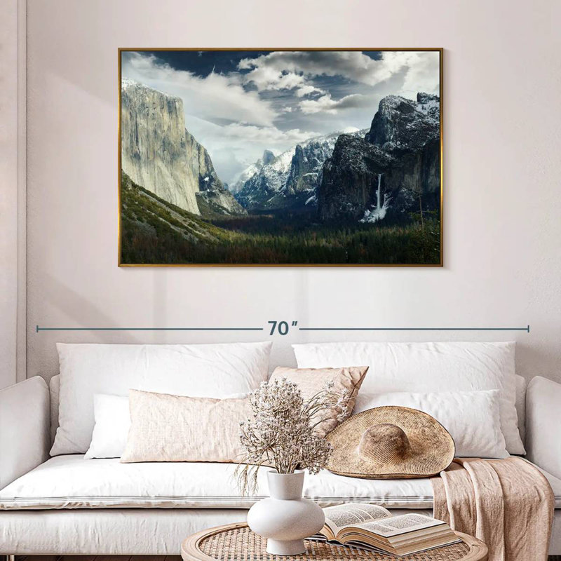 Demi-dôme et El Capitan, 46 po x 31 po, Cadre flottant doré