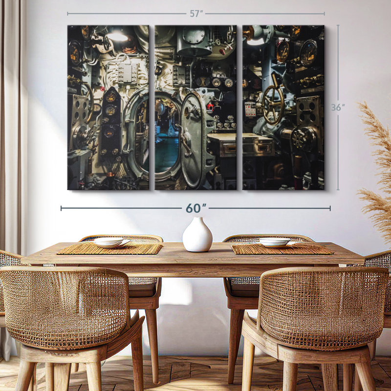 «Submarine Control Room» sur toile, H 36 po x l 57 po