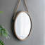Miroir rond en bois avec poignée en jute 19 po x 19 po x 29,5 po Rally
