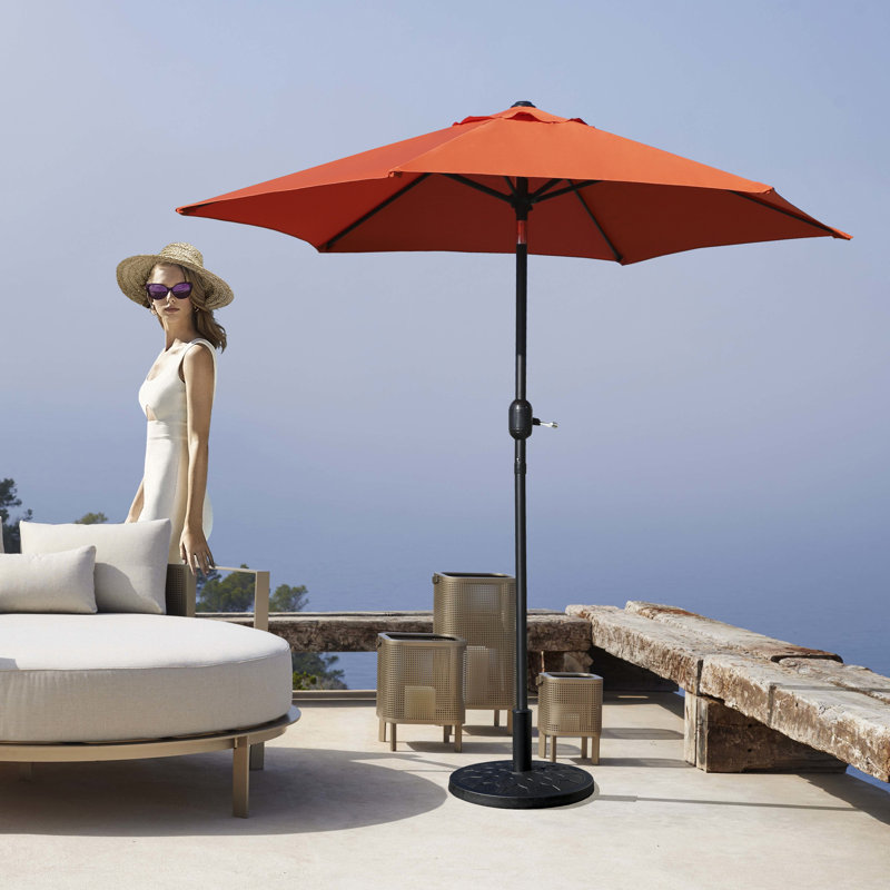 Parasol de marché hexagonal 7,5 pi avec support / base Mushtaaq, Orange, H 82,8 po x l 90 po x P 90 po
