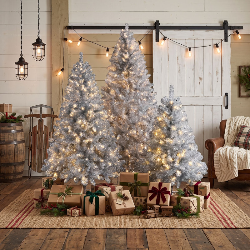 Ensemble d'arbre de Noël argenté pré-éclairé, arbres artificiels en PVC de 4 pi 6 pi 7,4 pi avec 11 modes d'éclairage, branches articulées