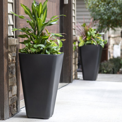 Step2 Bridgeview Square Tall Tapered Plastic Outdoor Planter