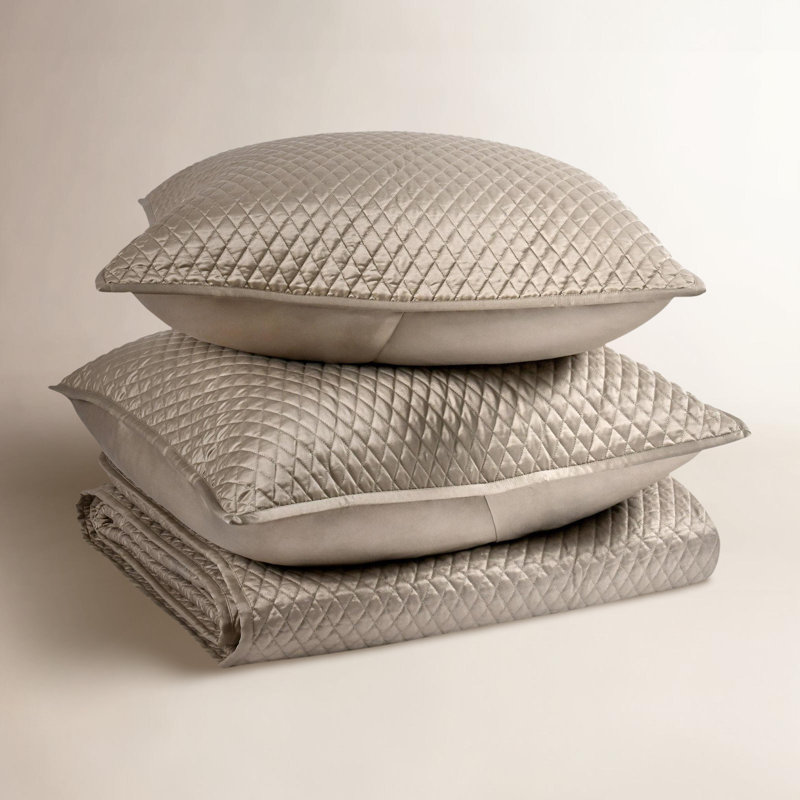 Winthrop Diamond Quilt, Queen Quilt, Natural