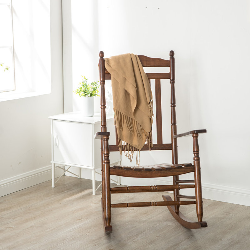 Chaise berçante d'extérieur en bois pour terrasse et porche Stroman, Brun