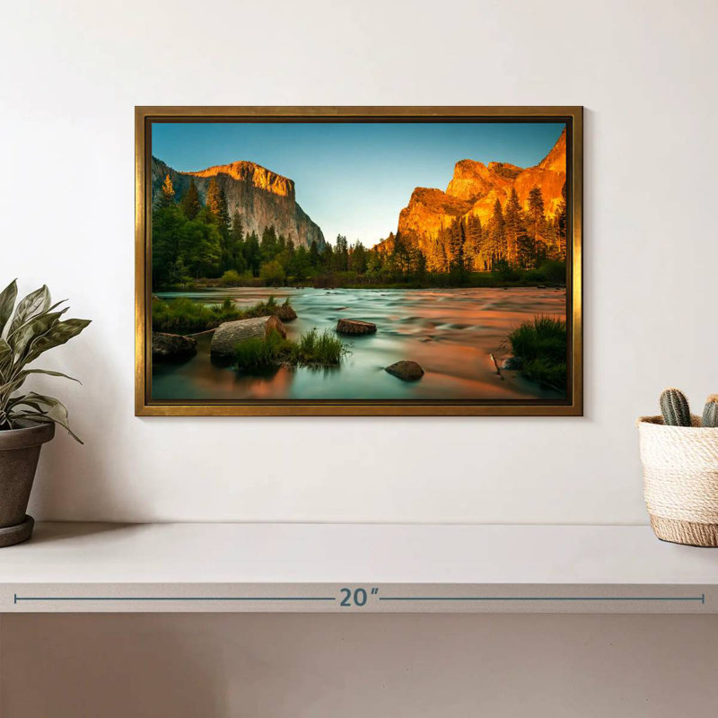Placid Yosemite Waters, Cadre flottant doré, 13 po x 9 po