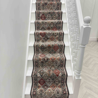 Stair Runner Vintage Look Machine Tufted Area Rug