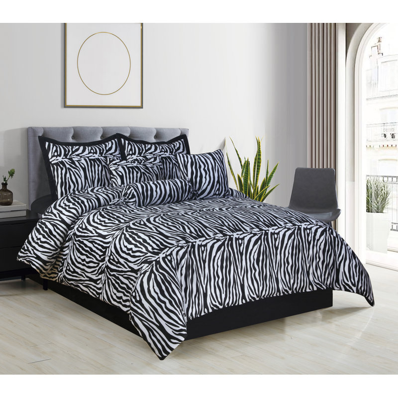 Shell Polyester Animal Print Bedding, King Bedspread + 2 Shams, Purple