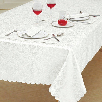 New Damask Jacquard Table Runner