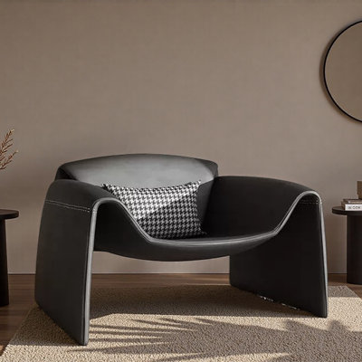 Creative Minimalist Single Leisure Chair.