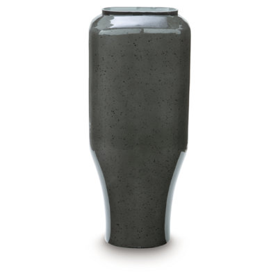 Kierlain Vase