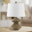Lampe de table en résine Karapet
