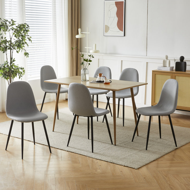 Table de salle à manger en bois Donovann avec 6 chaises rembourrées, Gris / Noir