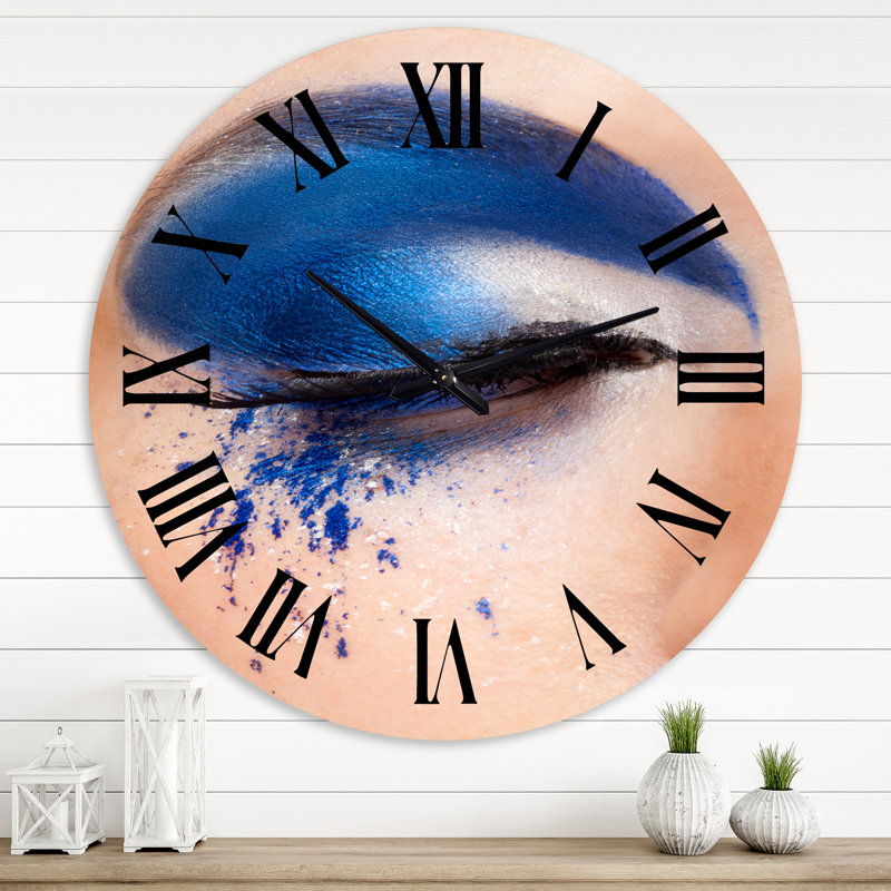 Horloge murale moderne, Moyenne