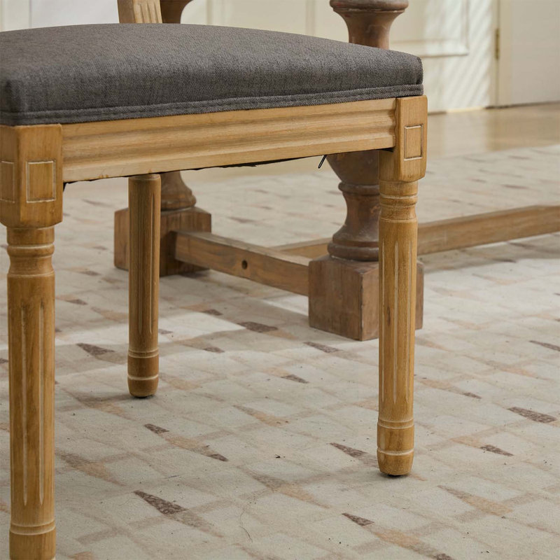 Ensemble de 2 chaises de salle à manger French Decor, dossier en rotin exquis et cadre en bois sculpté pour un décor élégant