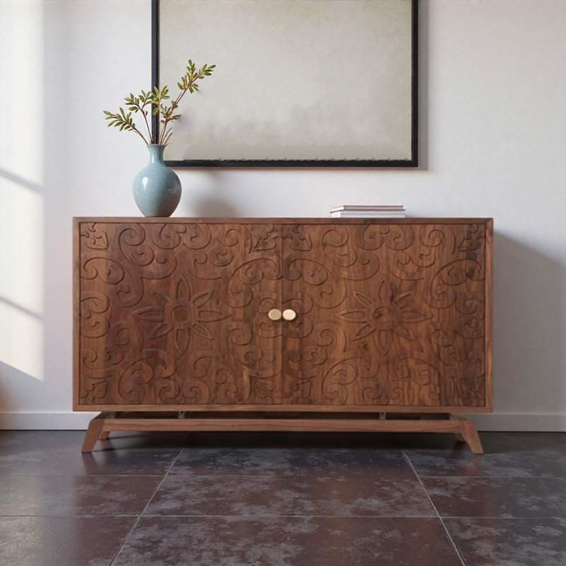 Buffet entièrement en bois massif