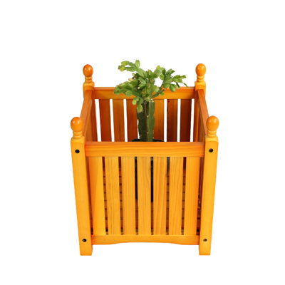 Le pot de fleurs carré pour la décoration extérieure, le jardin parfait et la terrasse, peut contenir toutes les plantes en pot, un jardin de patio idéal, des types de verdure appropriés