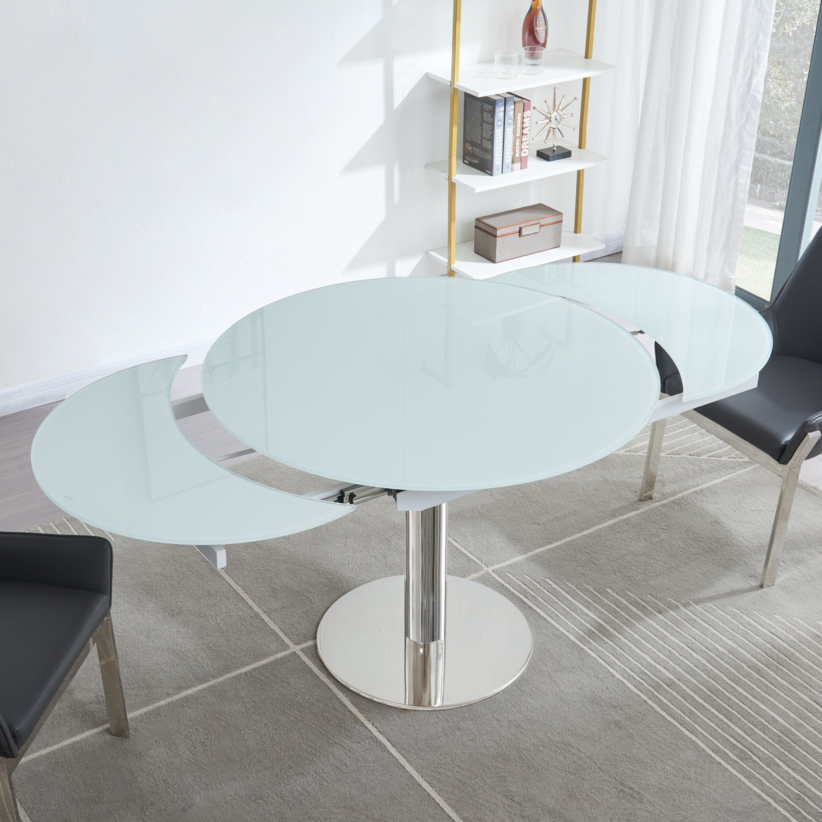 Aydelin Extendable Pedestal Dining Table