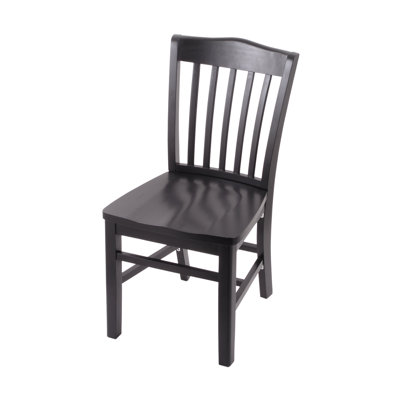 Chaise en bois massif