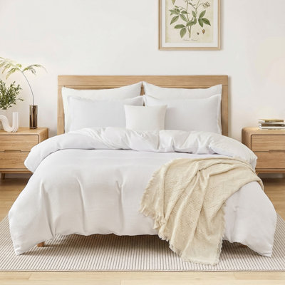 Elegant Duvet Cover Set, Suitable for Year-Round Bedroom Styling, Featuring a Easy Waffle Weave Design That Matches Your Quilt (Comforter Insert Not Included),White
