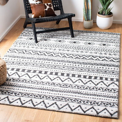 Jaylah Performance Southwestern Rug