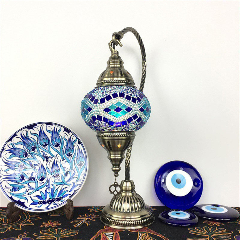 Metal Arched Lamp, Blue