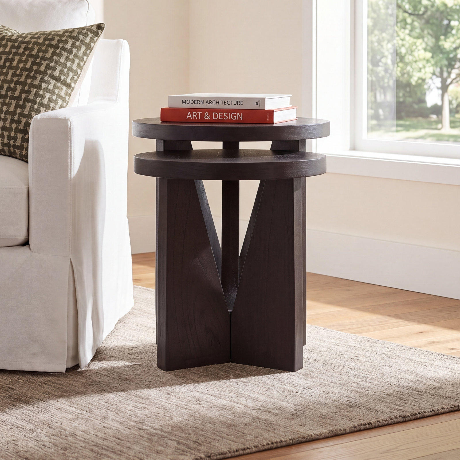 Bodiam 18" Nesting End Tables