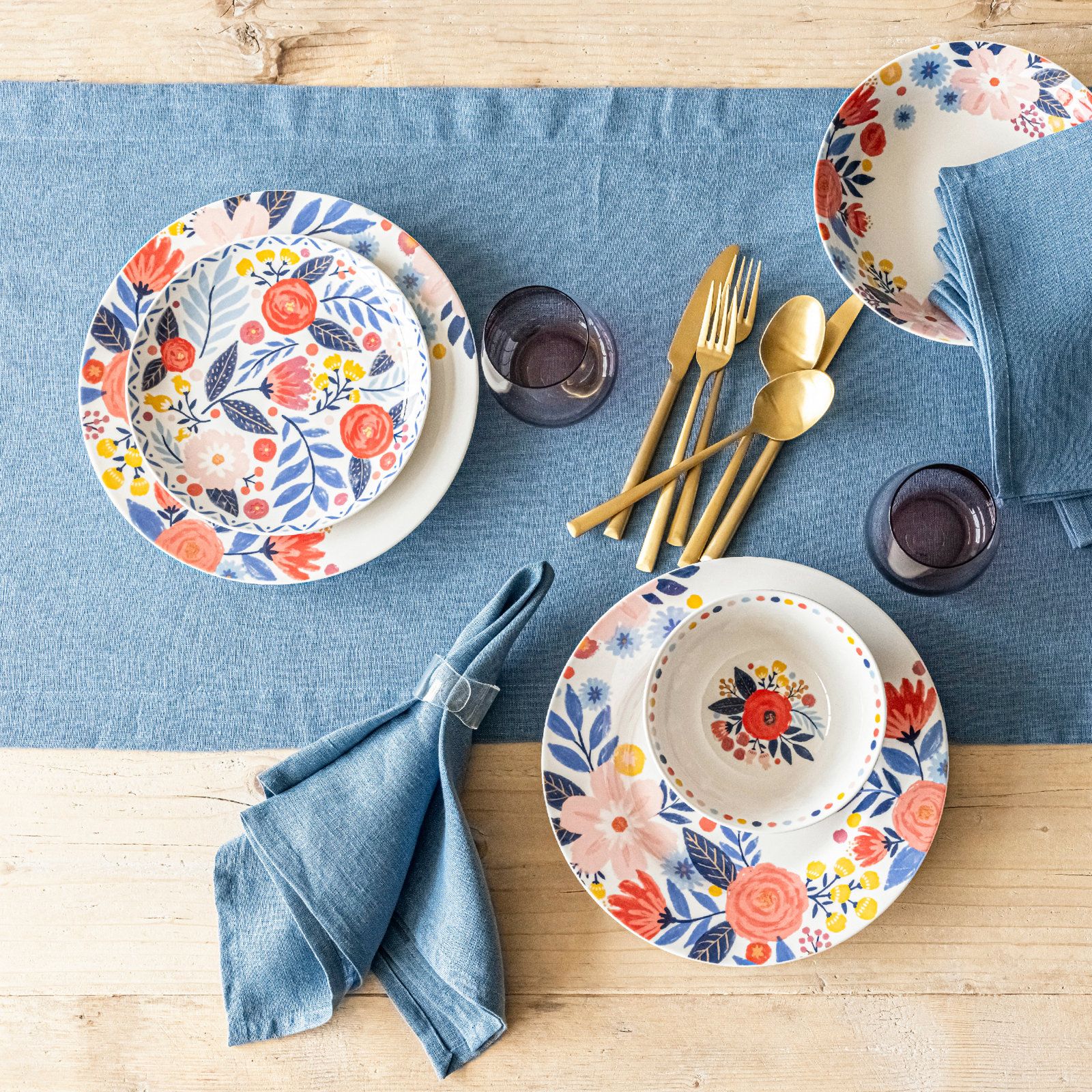 100% Linen Table Runner, 18" W x 90" L, Blue