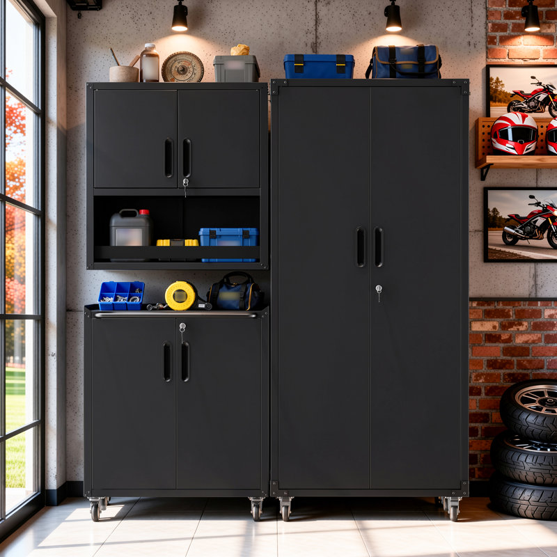 Ensemble de rangement pour garage en 3 pièces : armoires métalliques à roulettes, armoire murale, armoire à roulettes à 2 portes, armoire à panneaux perforés haute et coffre à outils verrouillable.