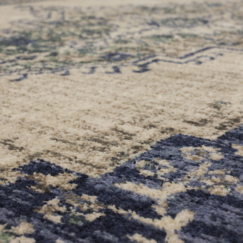 Gray Viscose Synthetic Easy Care 2' x 3' Area Rug