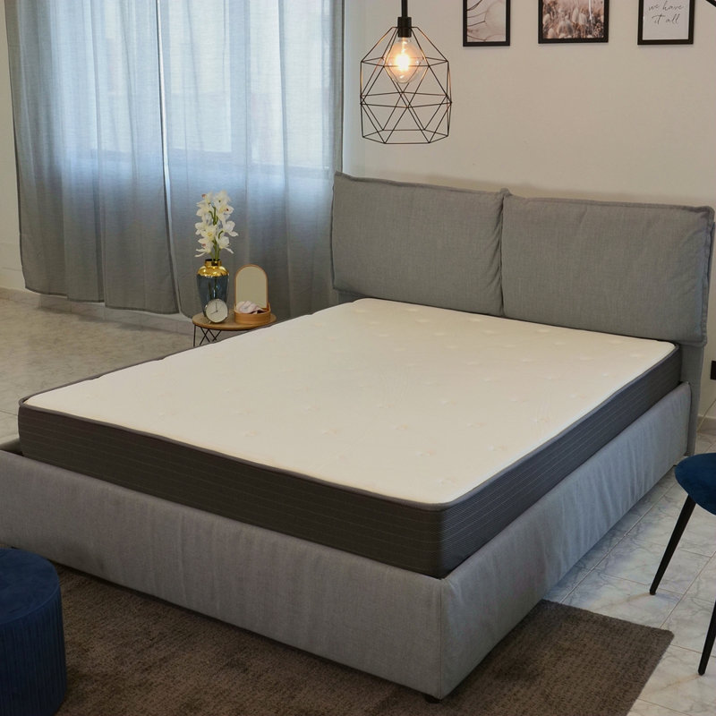 Grand matelas hybride à ressorts ensachés dans une boîte, matelas moelleux en mousse viscoélastique gélifiée Euro