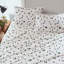Ensemble de draps, arbres et camions-114494885