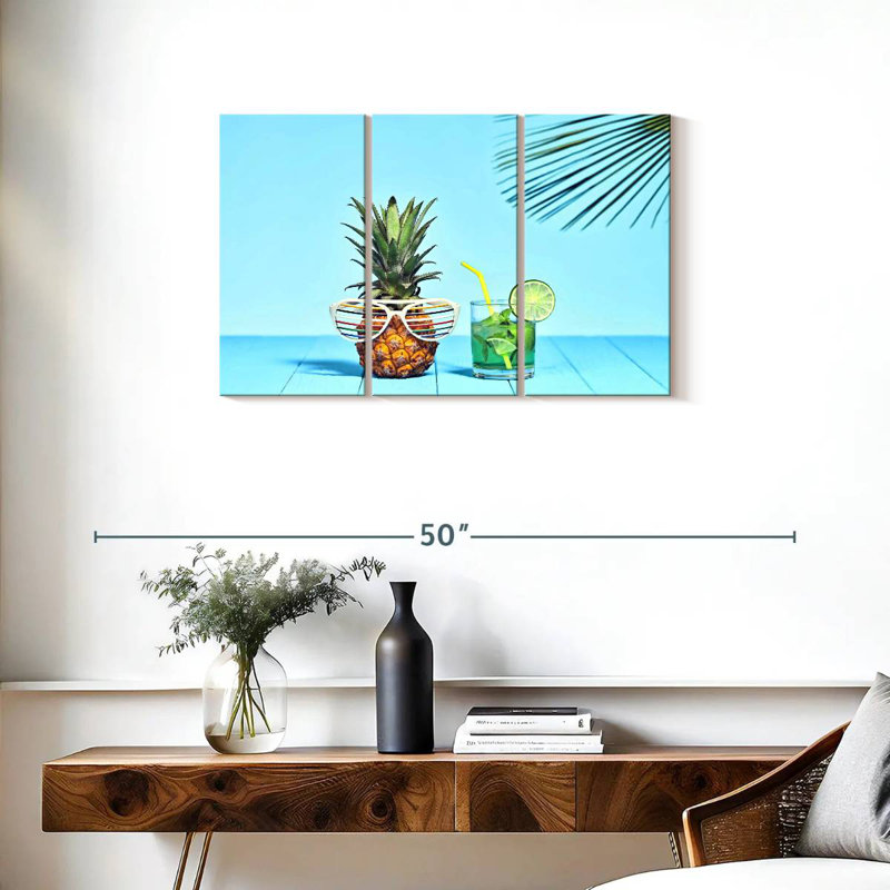 Yarlin Cool Summer Pineapple, 20" H x 33" W