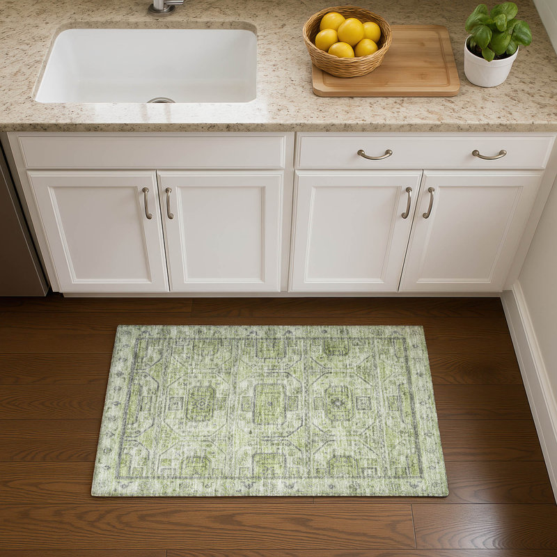 Premium Machine Washable Mayfield Border Rug, Rectangle 1'8" x 2'6"