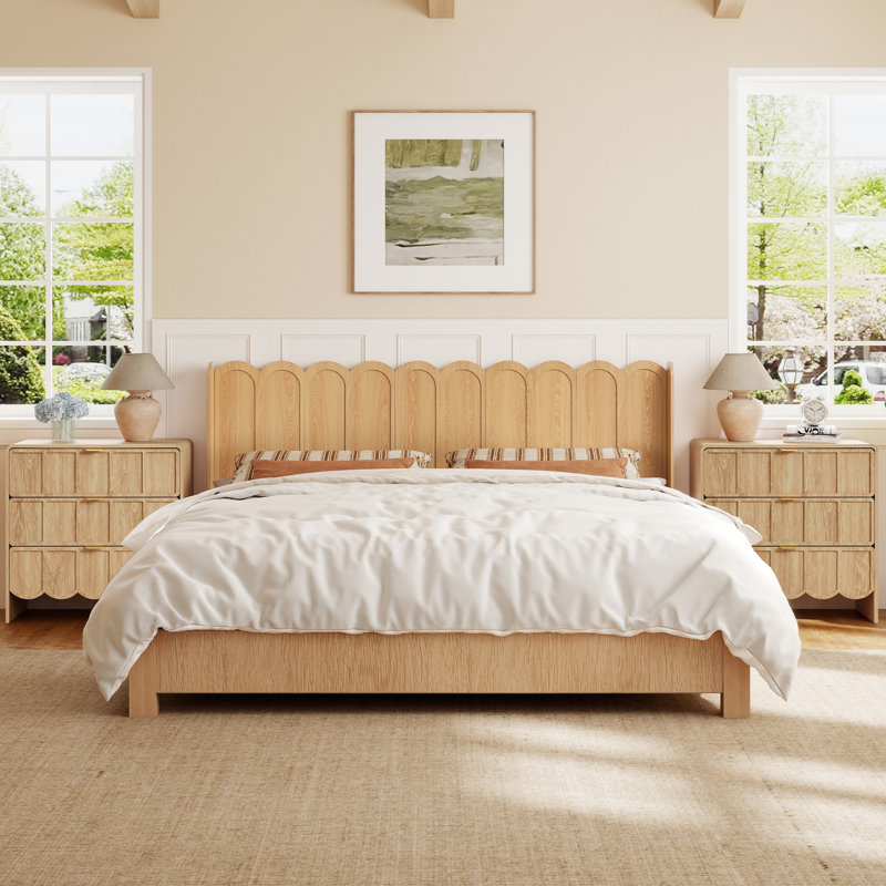 Tête de lit moderne en bois à la mode avec motif festonné, 43.31" H x 79.92" W x 4.64" D, Beige