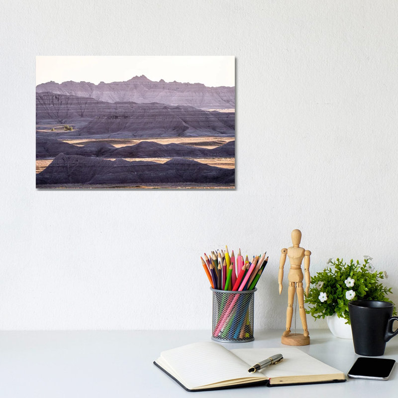 Mako Sica by Heather Roberson - Wrapped Canvas Print, 20.32 cm H x 30.48 cm W