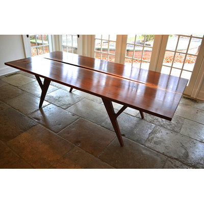 Sedute Solid Wood Dining Table