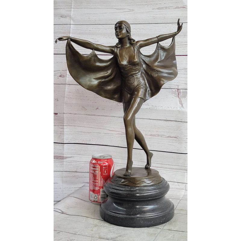 Figurines et sculptures Emyly