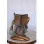 Statue en bronze d'un enfant sur un oreiller Aviles lisant un livre - Taille: L 32 po x l 13 po x H 12 po.