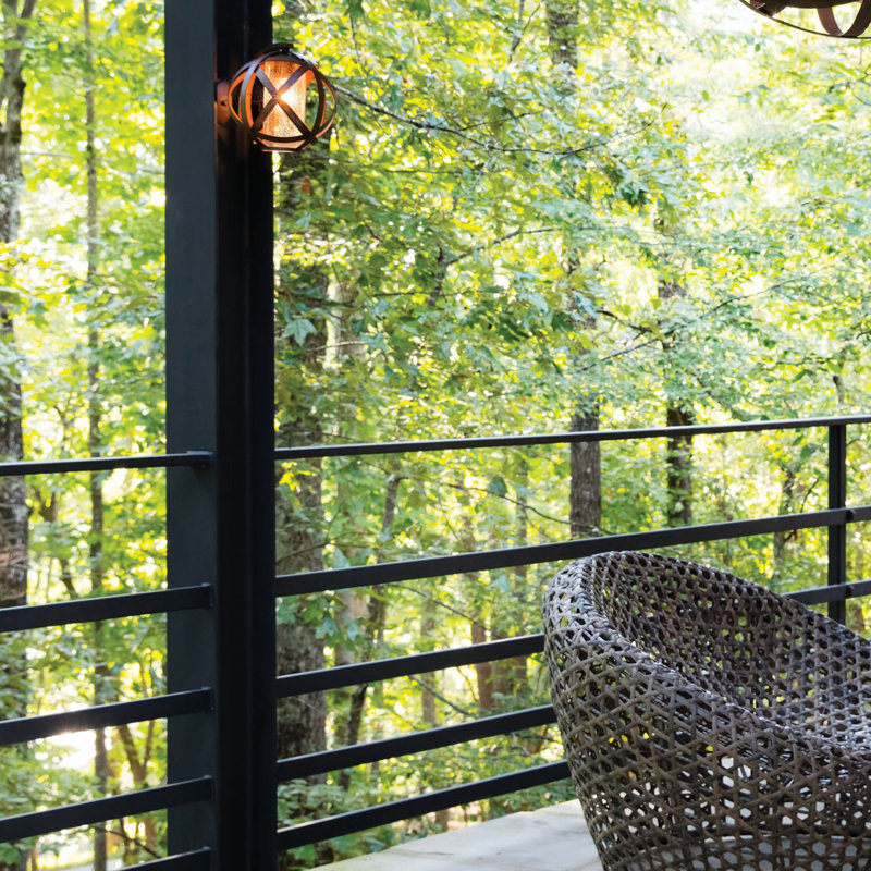 Outdoor Armed Sconce