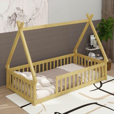 Lit simple en bois en forme de tente avec garde-corps