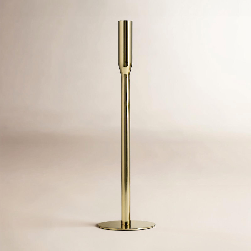 Métal, bougeoir conique, H 14 po x l 4 po x P 4 po, Doré